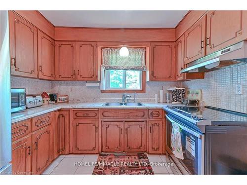 5183 First Line Line, Erin, ON - Indoor Photo Showing Kitchen With Double Sink