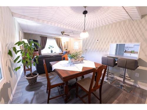 99 Linden Lane, Innisfil, ON - Indoor Photo Showing Dining Room