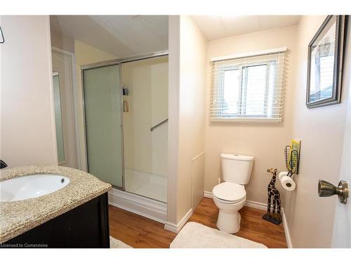 99 Linden Lane, Innisfil, ON - Indoor Photo Showing Bathroom