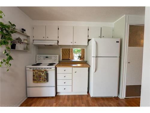 99 Linden Lane, Innisfil, ON - Indoor Photo Showing Kitchen