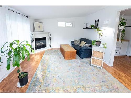 99 Linden Lane, Innisfil, ON - Indoor Photo Showing Living Room With Fireplace