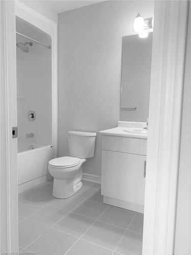 459 Julia Drive Drive, Niagara Falls, ON - Indoor Photo Showing Bathroom