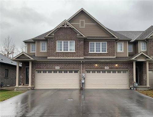 459 Julia Drive Drive, Niagara Falls, ON -  Photo Showing Garage