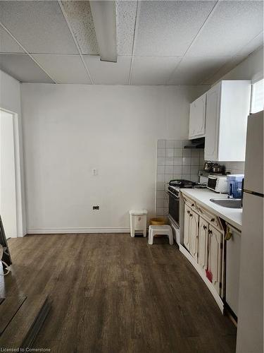 50 Batavia Avenue, Toronto, ON - Indoor Photo Showing Kitchen