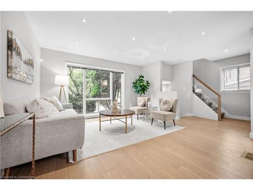 7 Veery Place, Toronto, ON - Indoor Photo Showing Living Room