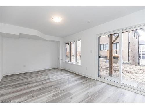 61 Red Maple Lane, Barrie, ON - Indoor Photo Showing Other Room