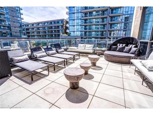 10-56 Forest Manor Road, Toronto, ON - Outdoor With Balcony