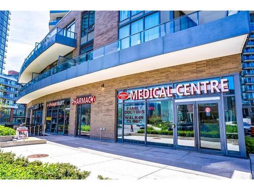 10-56 Forest Manor Road, Toronto, ON - Outdoor With Balcony