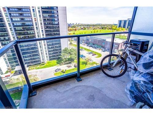 1010-56 Forest Manor Road, Toronto, ON - Outdoor With Balcony