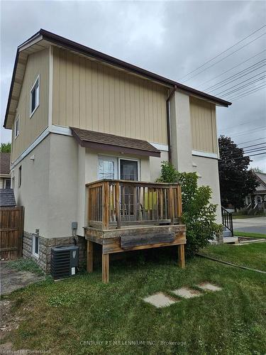 424 Upper Wentworth Street, Hamilton, ON - Outdoor With Deck Patio Veranda With Exterior