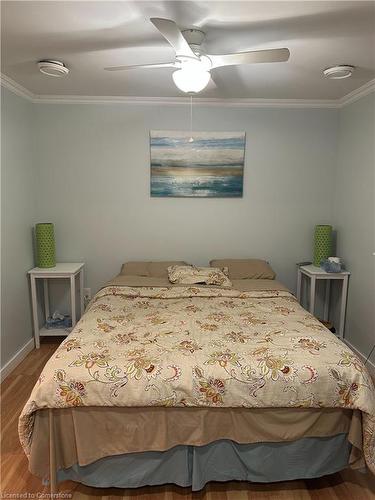 376 Elmwood Avenue, Crystal Beach, ON - Indoor Photo Showing Bedroom