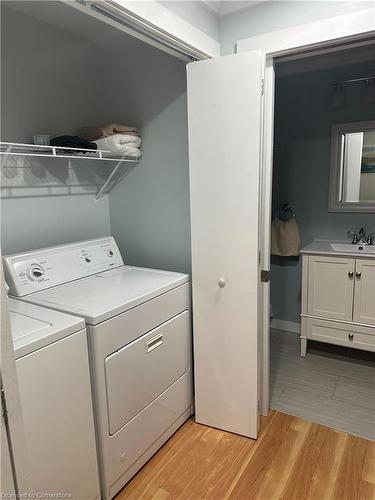 376 Elmwood Avenue, Crystal Beach, ON - Indoor Photo Showing Laundry Room