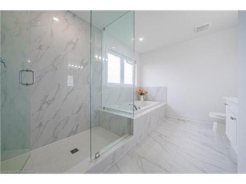 6074 Pauline Drive, Niagara Falls, ON - Indoor Photo Showing Bathroom