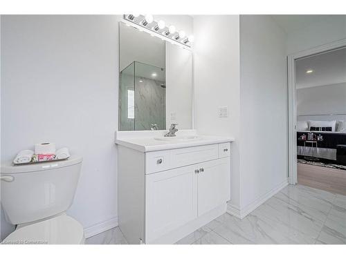 6074 Pauline Drive, Niagara Falls, ON - Indoor Photo Showing Bathroom