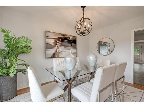 414 Southland Crescent, Oakville, ON - Indoor Photo Showing Dining Room