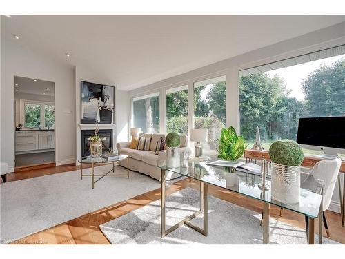 414 Southland Crescent, Oakville, ON - Indoor Photo Showing Living Room With Fireplace