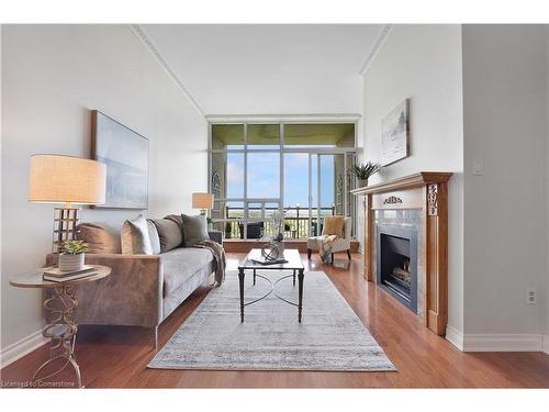 2210-1359 White Oaks Boulevard, Oakville, ON - Indoor Photo Showing Living Room With Fireplace