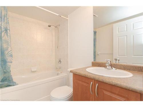 603-208 Enfield Place, Peel, ON - Indoor Photo Showing Bathroom