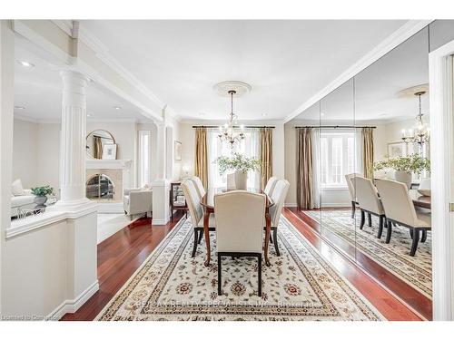 1428 Petrie Way, Mississauga, ON - Indoor Photo Showing Dining Room