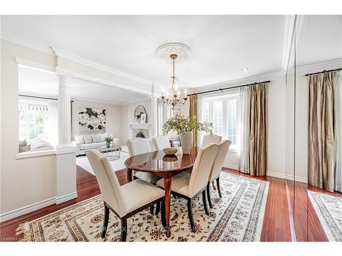 1428 Petrie Way, Mississauga, ON - Indoor Photo Showing Dining Room