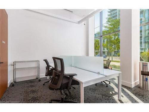 610-7895 Jane Street, Vaughan, ON - Indoor Photo Showing Office