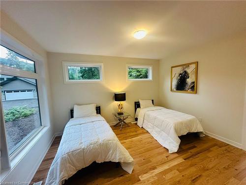 1049 Greensview Drive, Huntsville, ON - Indoor Photo Showing Bedroom