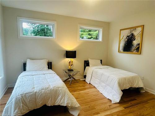 1049 Greensview Drive, Huntsville, ON - Indoor Photo Showing Bedroom