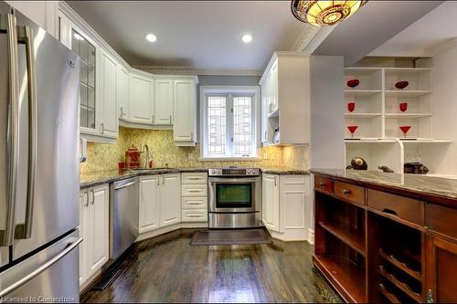 100 Old Mill Road, Toronto, ON - Indoor Photo Showing Kitchen With Upgraded Kitchen