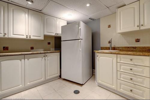 100 Old Mill Road, Toronto, ON - Indoor Photo Showing Kitchen