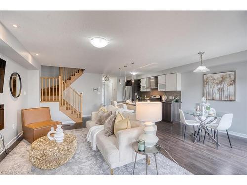 146 Crafter Crescent, Stoney Creek, ON - Indoor Photo Showing Living Room With Fireplace