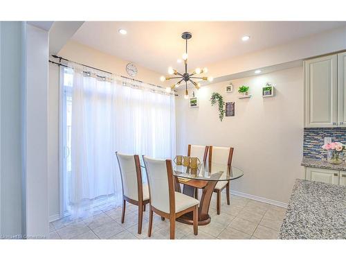 312 Bedrock Drive, Hamilton, ON - Indoor Photo Showing Dining Room