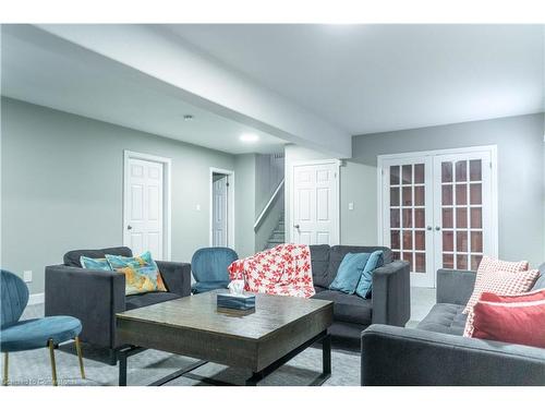 16 Dowden Avenue, Brantford, ON - Indoor Photo Showing Living Room