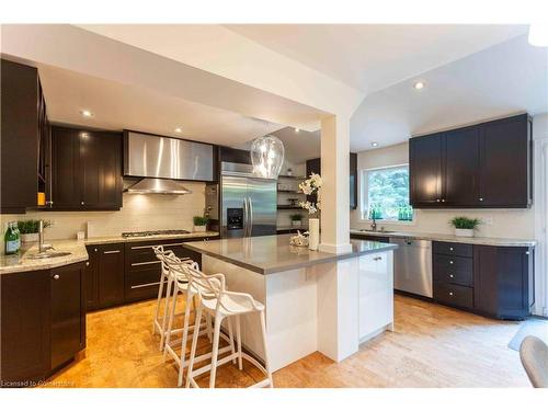 2150 Elmhurst Avenue, Oakville, ON - Indoor Photo Showing Kitchen With Upgraded Kitchen