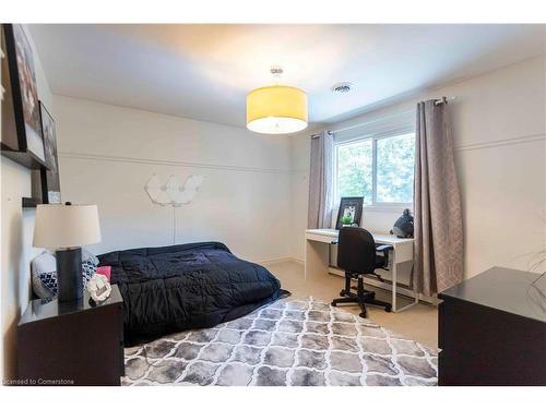 2150 Elmhurst Avenue, Oakville, ON - Indoor Photo Showing Bedroom