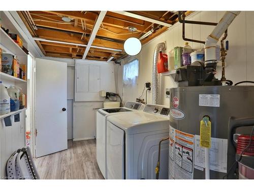 76 Queensdale Crescent, Guelph, ON - Indoor Photo Showing Laundry Room