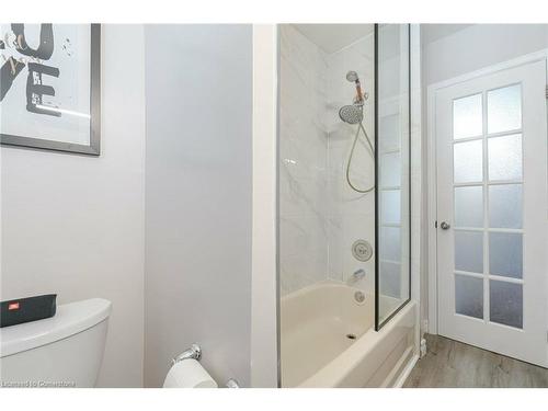 1 Ellendale Crescent, Brampton, ON - Indoor Photo Showing Bathroom