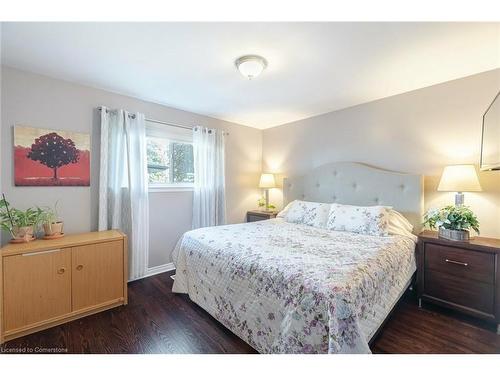 1 Ellendale Crescent, Brampton, ON - Indoor Photo Showing Bedroom