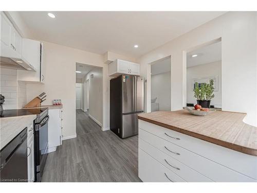 22-5286 Bromley Road, Burlington, ON - Indoor Photo Showing Kitchen