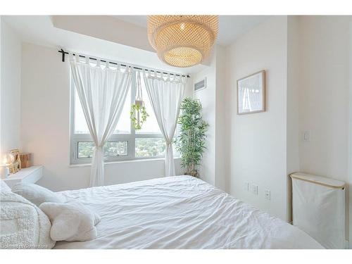 2204-20 Thomas Riley Road, Toronto, ON - Indoor Photo Showing Bedroom