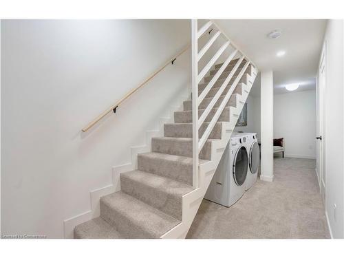 40 Fullerton Avenue, Hamilton, ON - Indoor Photo Showing Laundry Room