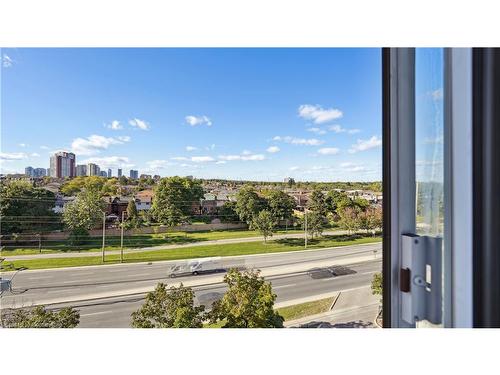 602-200 Burnhamthorpe Road E, Mississauga, ON - Outdoor With View