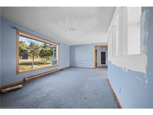 3062 Old Hwy 17, Clarence-Rockland, ON - Indoor Photo Showing Other Room