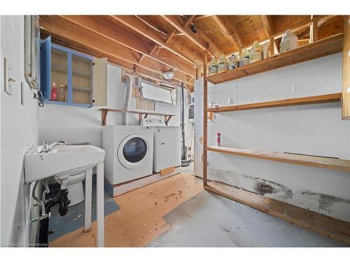 3062 Old Hwy 17, Clarence-Rockland, ON - Indoor Photo Showing Laundry Room