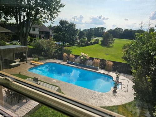 927 Farnham Road, London, ON - Outdoor With In Ground Pool With Backyard