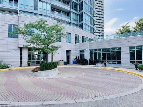 601-60 Byng Avenue, Toronto, ON - Outdoor With Balcony With Facade