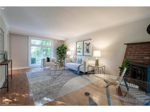 2165 Meadowbrook Road, Burlington, ON - Indoor Photo Showing Living Room With Fireplace