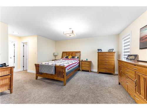 82 Optimist Drive, Talbotville, ON - Indoor Photo Showing Bedroom