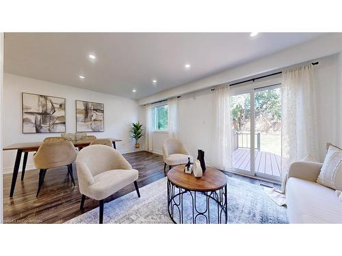 11 Abell Drive, Brampton, ON - Indoor Photo Showing Living Room