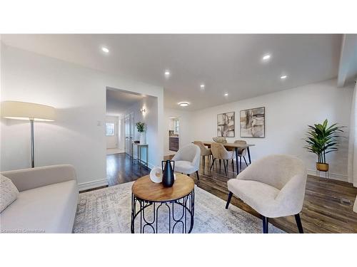 11 Abell Drive, Brampton, ON - Indoor Photo Showing Living Room