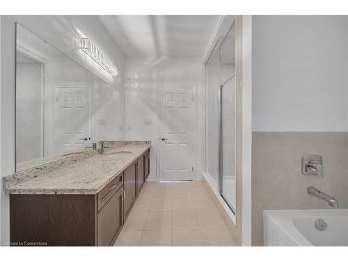 1 Copeman Avenue, Brantford, ON - Indoor Photo Showing Bathroom